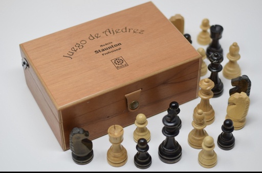 [1014] Ajedrez de madera STAUTON en caja